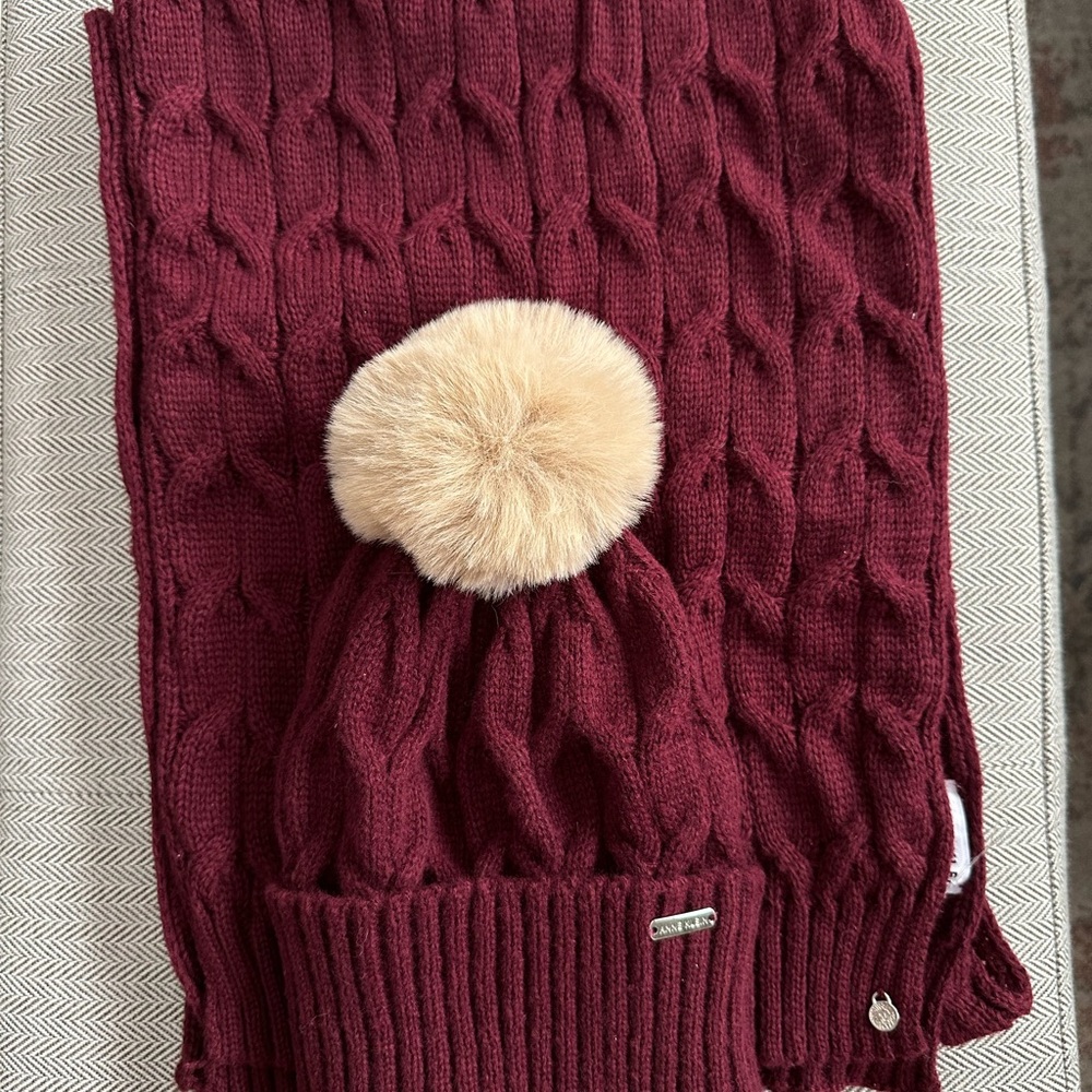 Anne KleinCable Knit Beanie and Scarf Set - Burgundy with Tan Pom